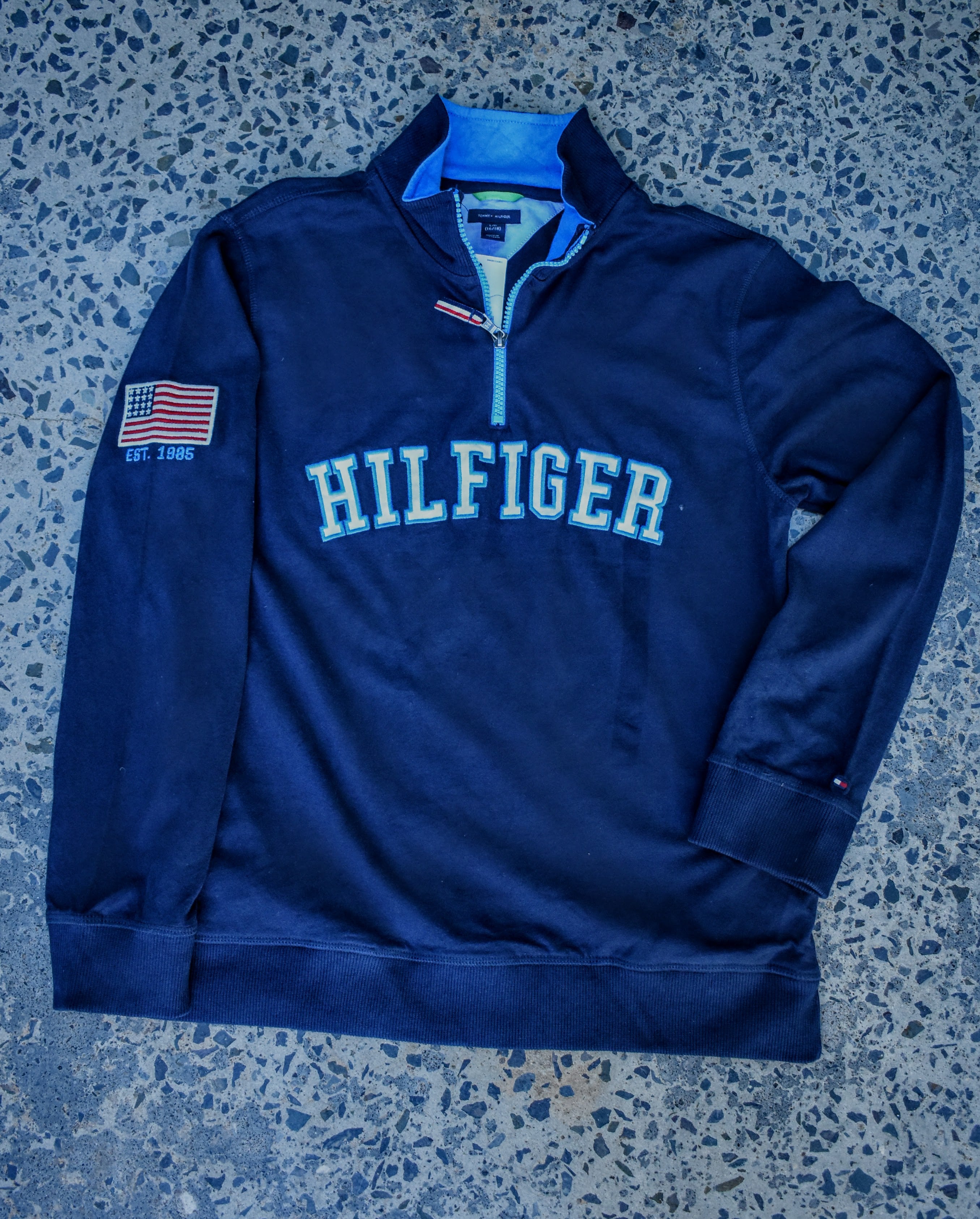 TOMMY HILFIGER