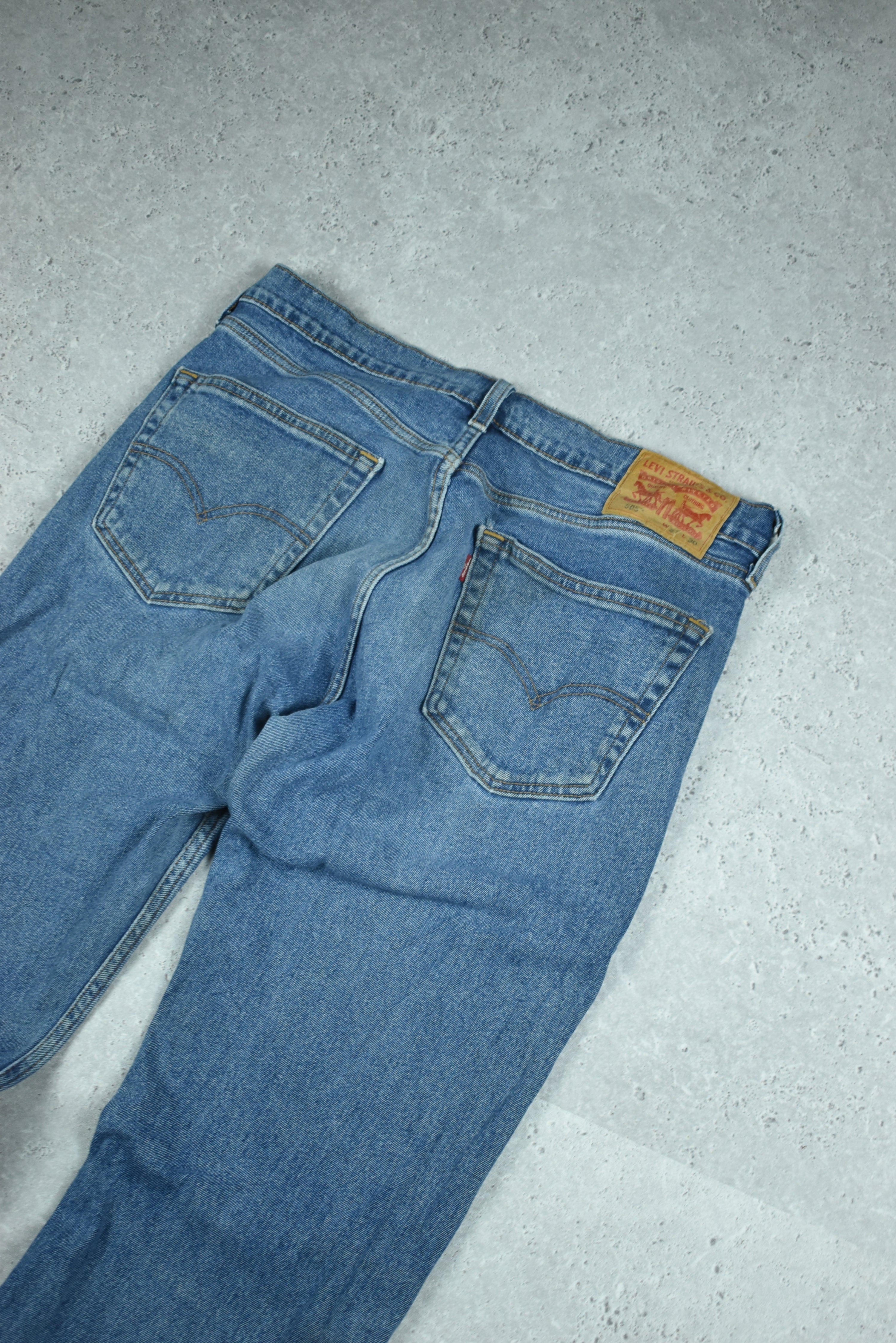 Levis on sale 501 32x30