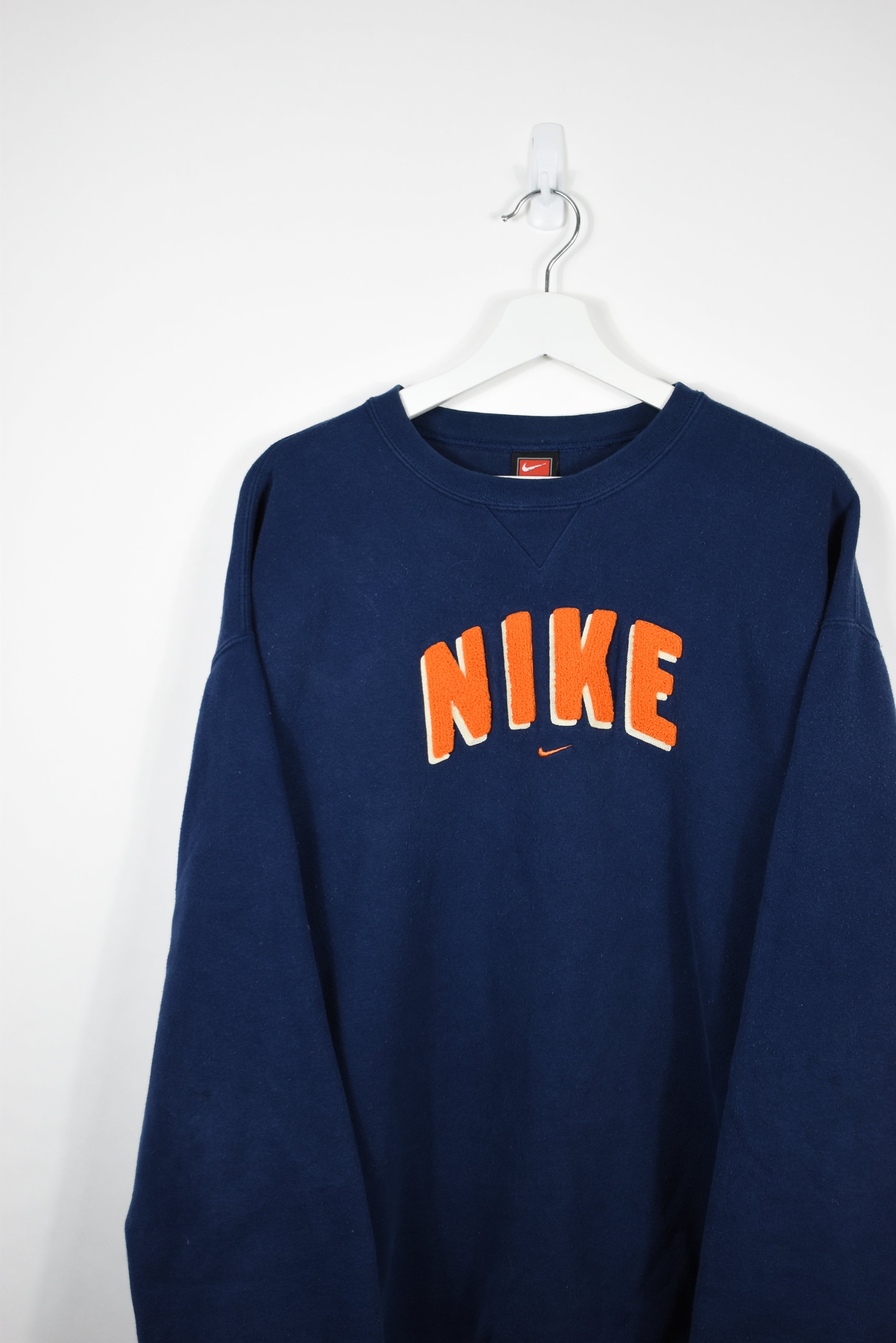 Vintage nike embroidered spell out online sweatshir