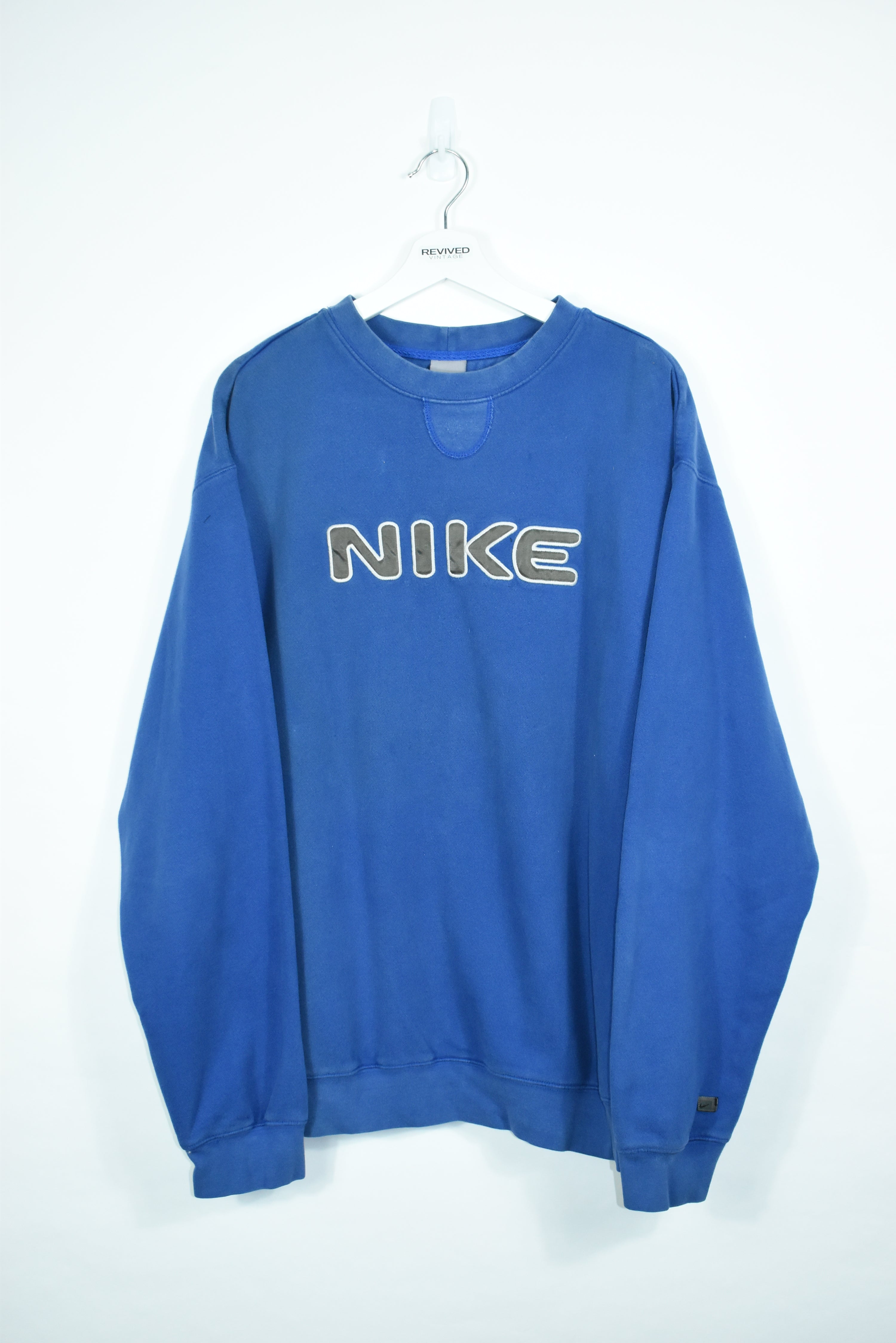 Vintage nike embroidered online crewneck sweatshir